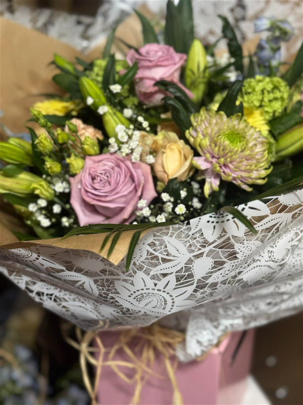 Bouquets | Winter Lilac's Bouquet