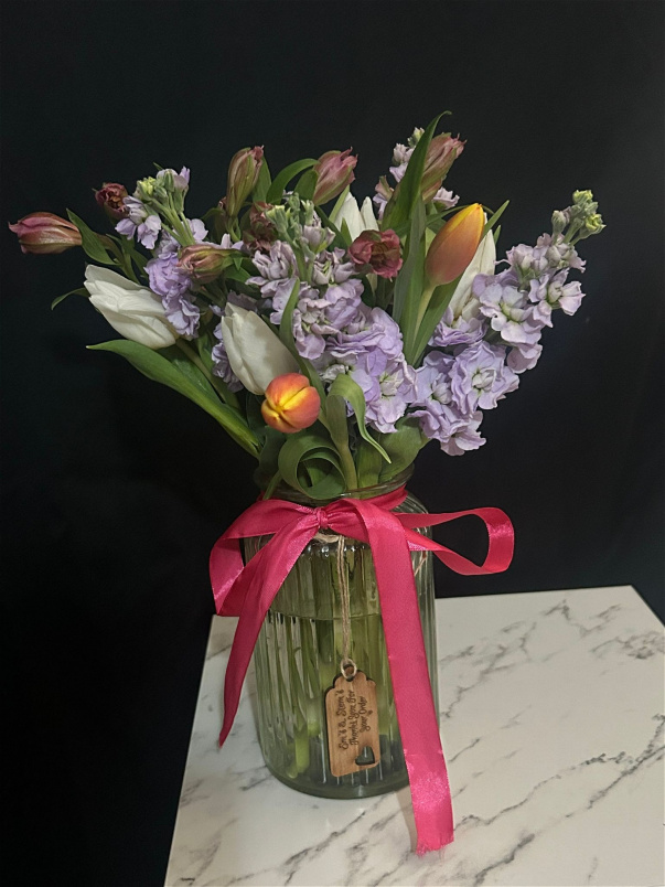 Subscription Flowers | Subscription Jars & Vases