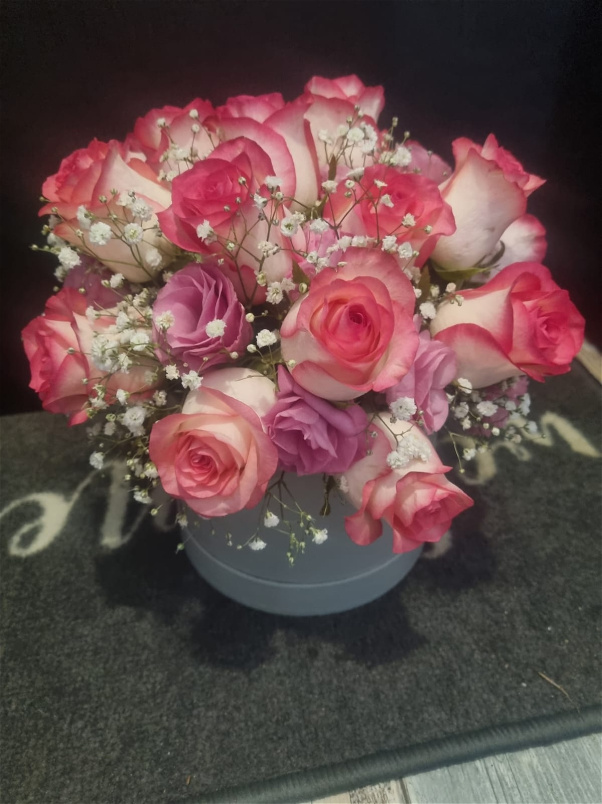 Handbags, Hat Boxes & Envelopes | Luxurious Hat Box