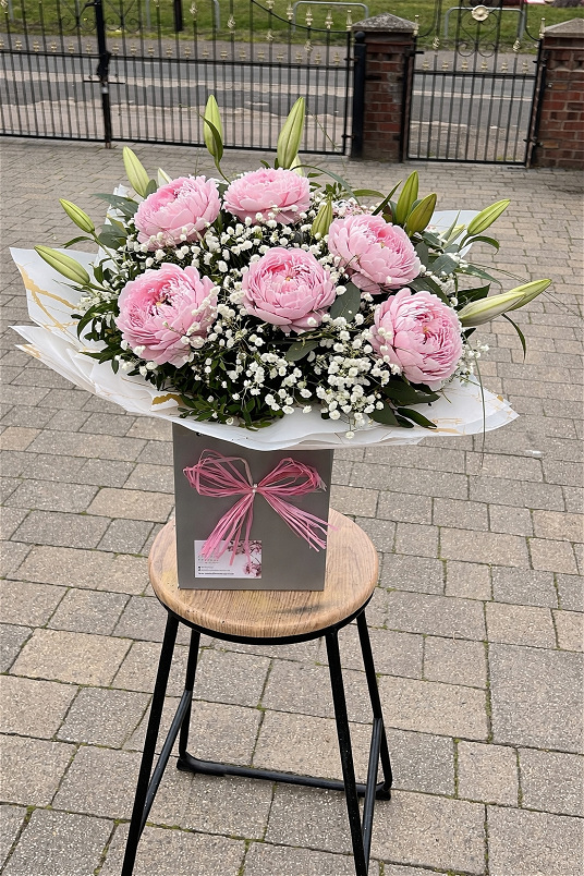 All Occasions | Fresh Flowers | Pink Reverie