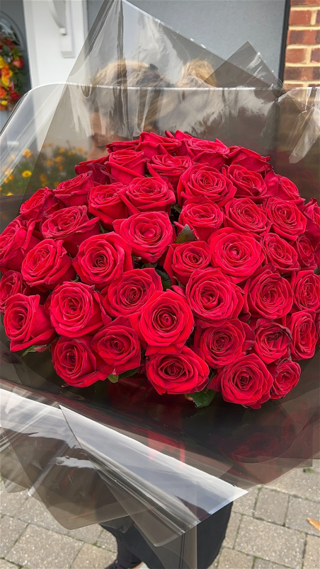 All Occasions | Anniversary Bouquet | The Signature Rose Bouquet