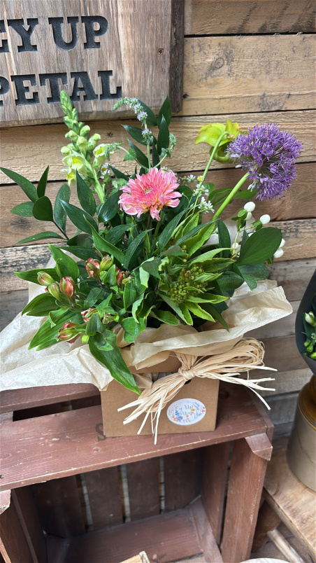 Bouquets | Large Jam Jar Arrangements