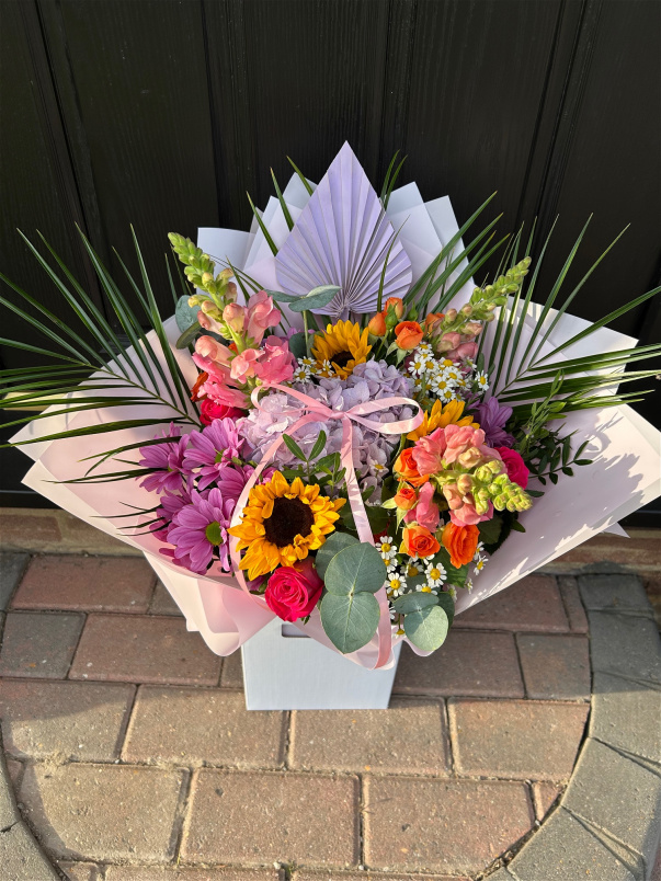 Luxury Collection | Bold & Bright Bouquet