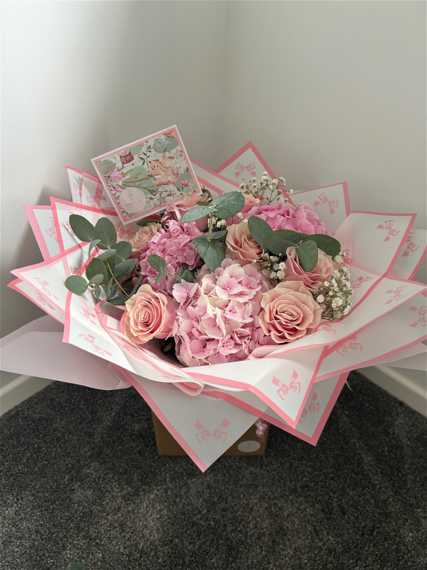 Luxury Bouquets | New Baby 🌸