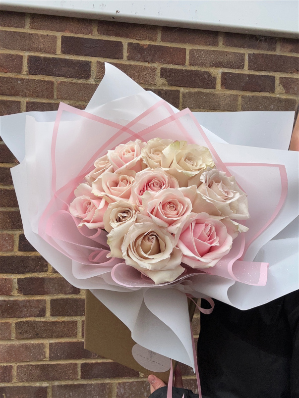 Luxury Collection | Dozen Roses