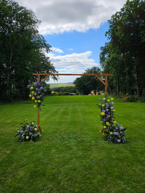 Jan Sutherland Floristry | Weddings