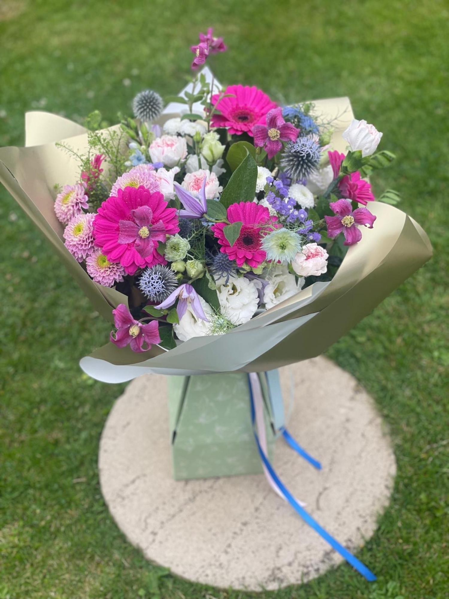Rainbow Heart Flowers | Kirkintilloch | Home
