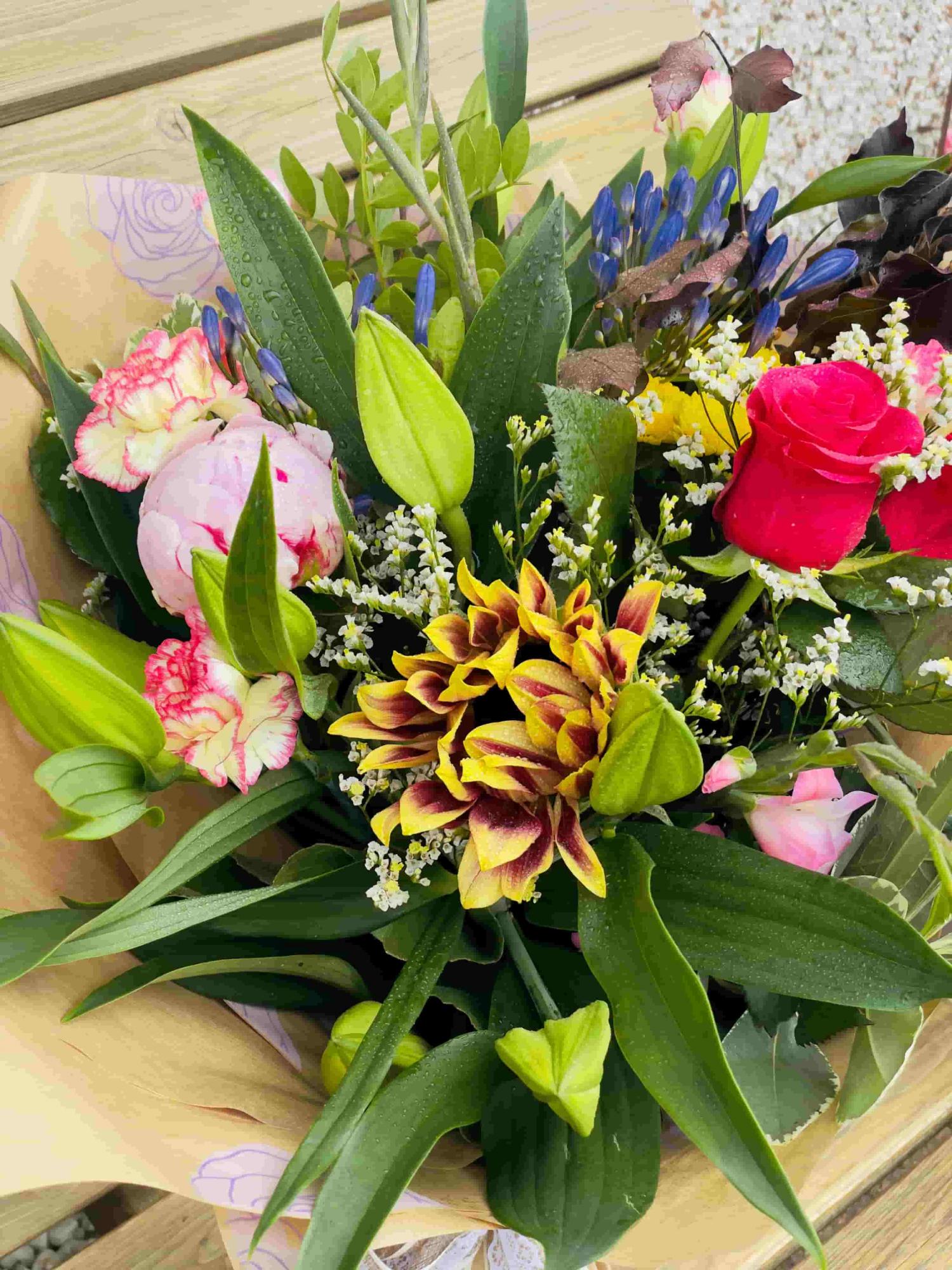 Rainbow Heart Flowers | Kirkintilloch | Home