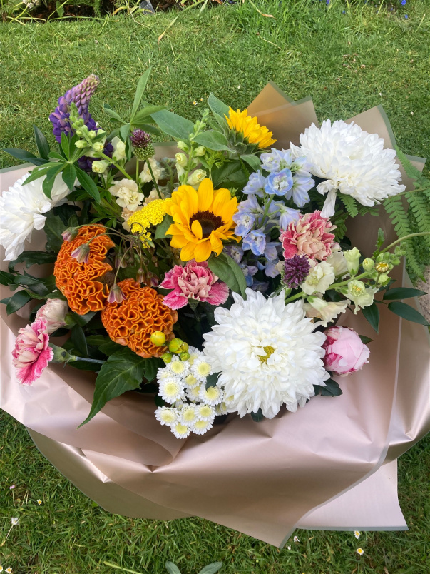 Handtied Bouquets | Bespoke Handtied Bouquet