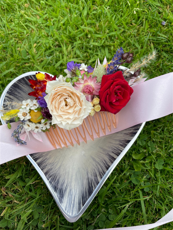 READY TO WEAR WEDDING FLOWERS | Bridal Hair Flower Comb
