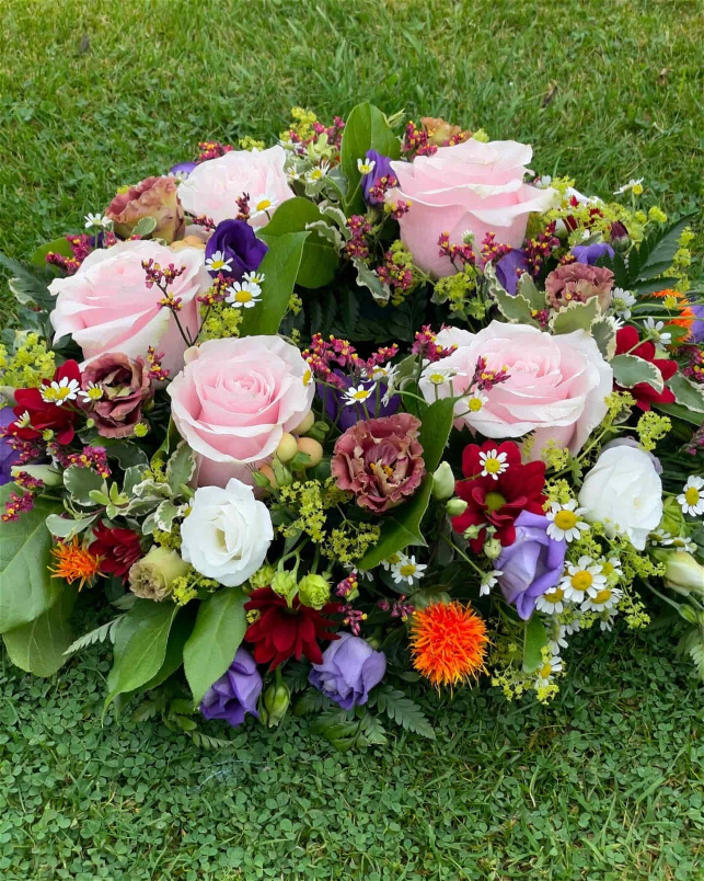 Funeral & Sympathy Flowers | Garden Style Funeral Wreath
