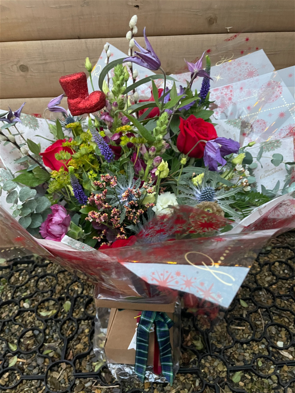 CHRISTMAS | Bonnie Alba Christmas Handtied