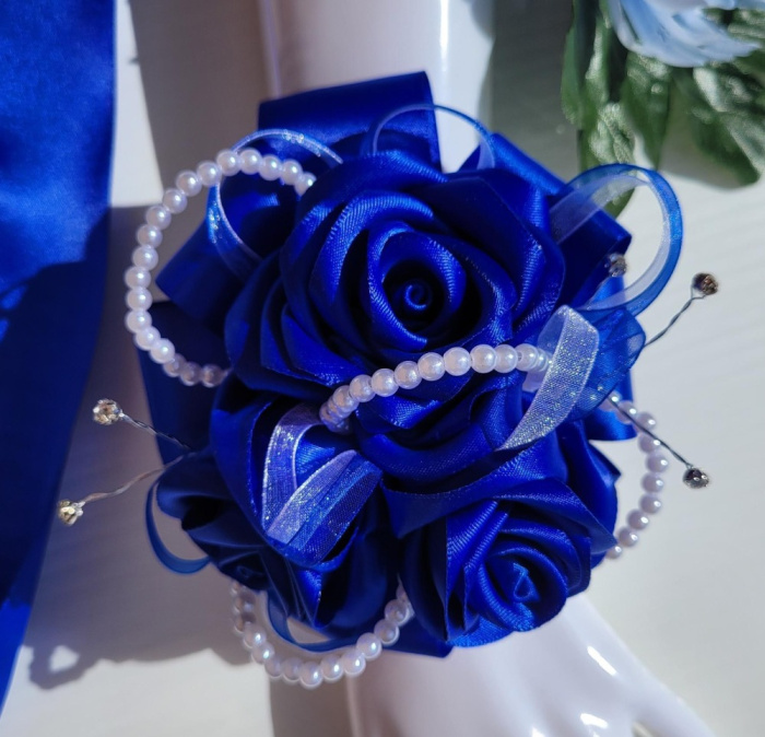Debs Corsage | Gifts | Upsell gifts | Artificial Blue Debs Wrist Corsage