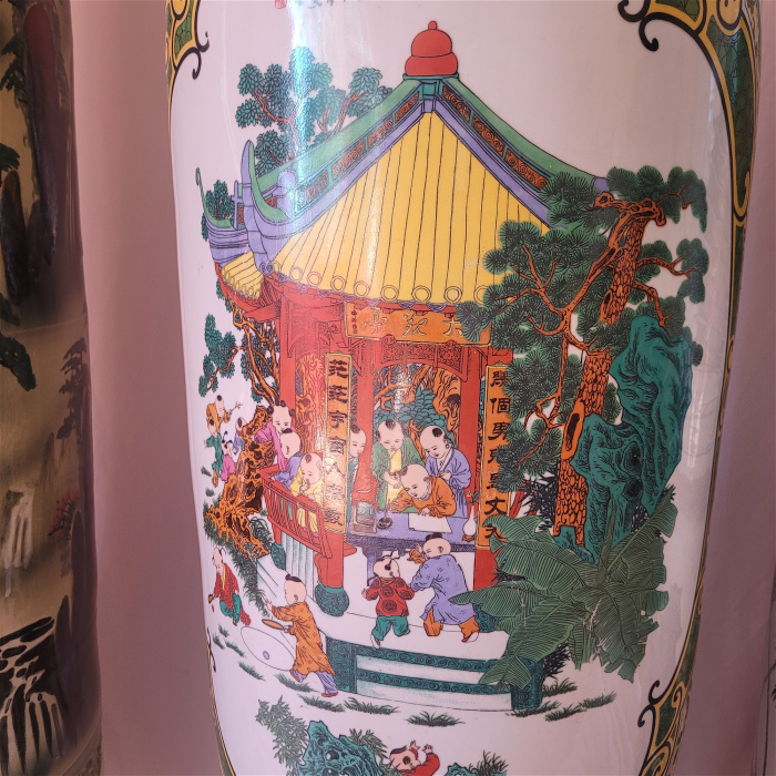 Corporate | Gifts | Tapered Oriental Ornamental Tall Vase