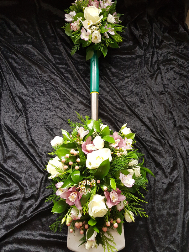 Bespoke Sympathy | Spade tribute