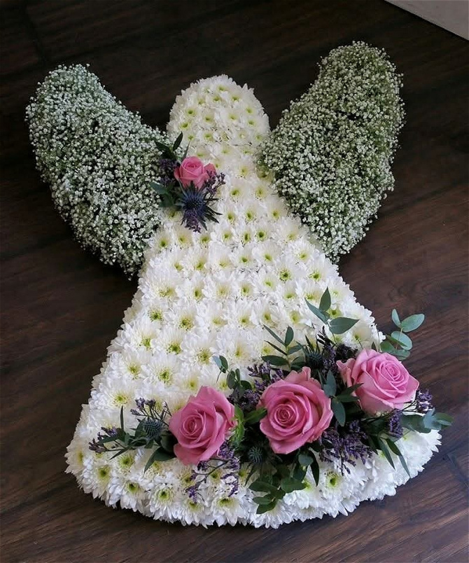 Funeral Flowers | Angel tribute.