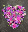 Funeral Flowers | Solid sympathy heart.