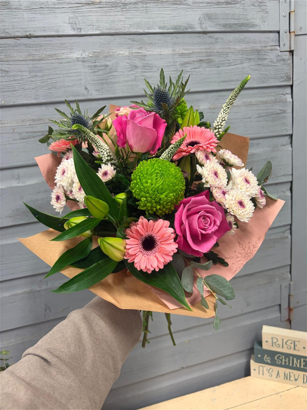 Mother's Day | Mother's Day flower wrap.