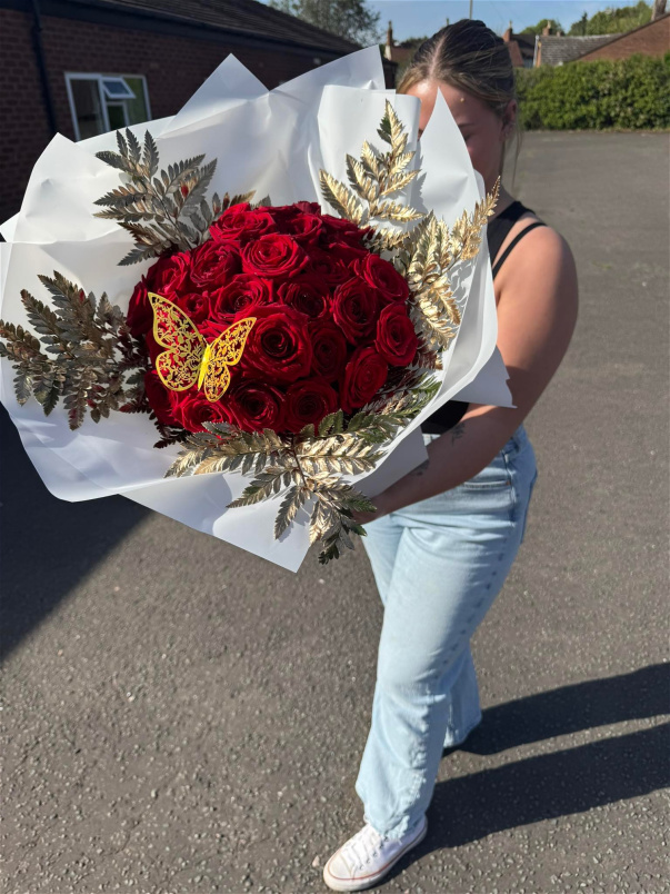 Bouquets | 30 Red rose bouquet