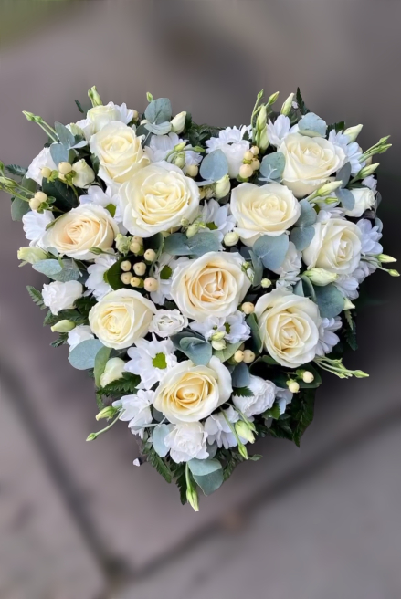 The wild stem studio | Wellingborough | Funeral Flowers in Northamptonshire | The Wild Stem Studio