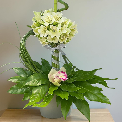 The wild stem studio | Wellingborough | Event & Commercial Floral Styling