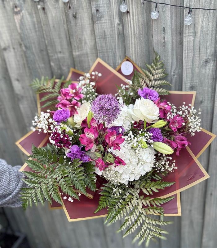 The Wild classics Bouquets | Wild Grace