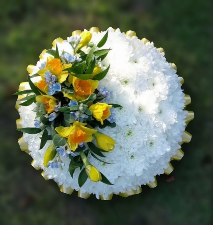 Sympathy Tributes | Traditional Posy