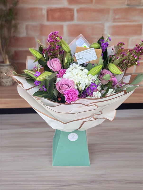 The Wild classics Bouquets  | Wild Florist Choice bouquet