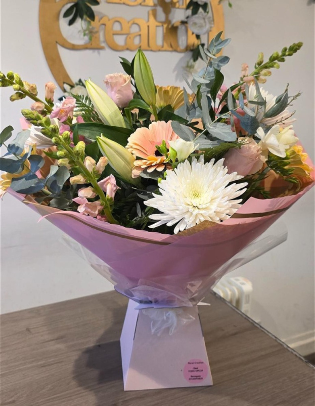 Mother's Day | Pink and White Handited