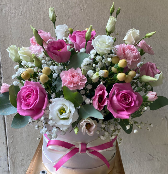Arrangements | Hope Hat Box