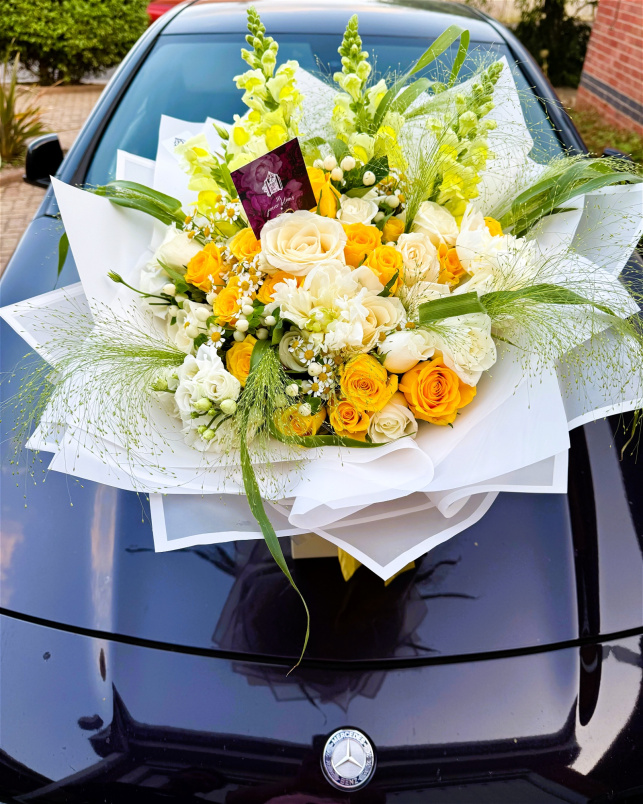 Bouquets | Yellow Sunburst Bouquet