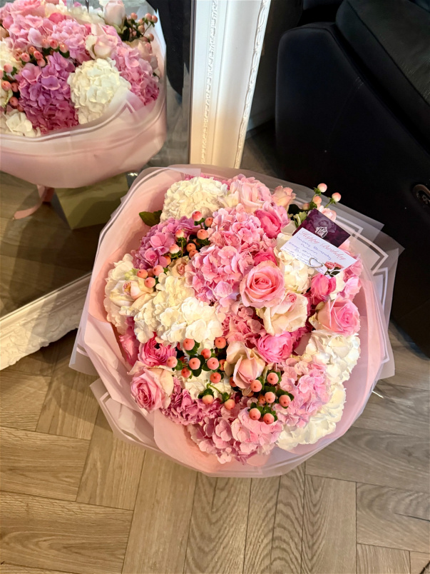 Bouquets | Berry Cloud Dreams