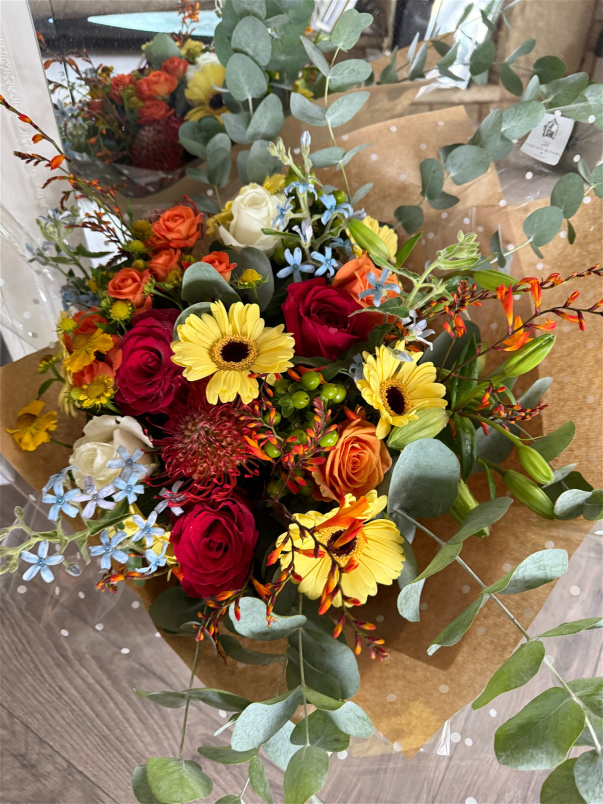 Autumn Bouquets | Autumn with blue bouquet