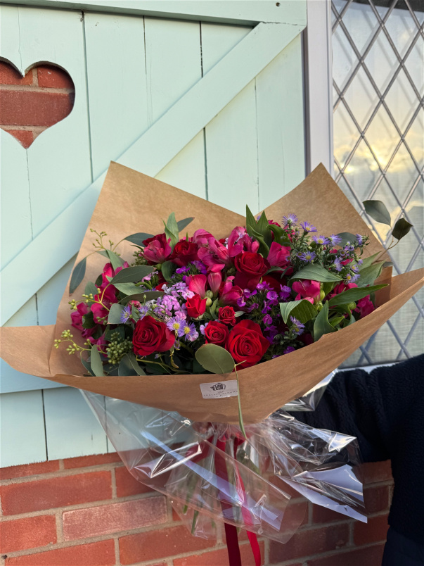 Festive Bouquets | Elf’s Wildflower Mix