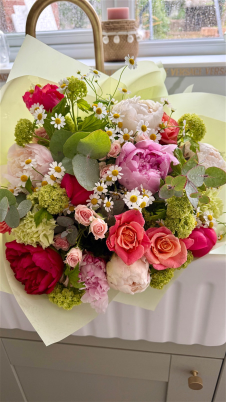 Spring Bouquets | Mixed Peonies Garden