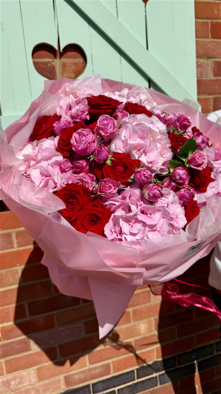 Summer Bouquets | Strawberry Blush