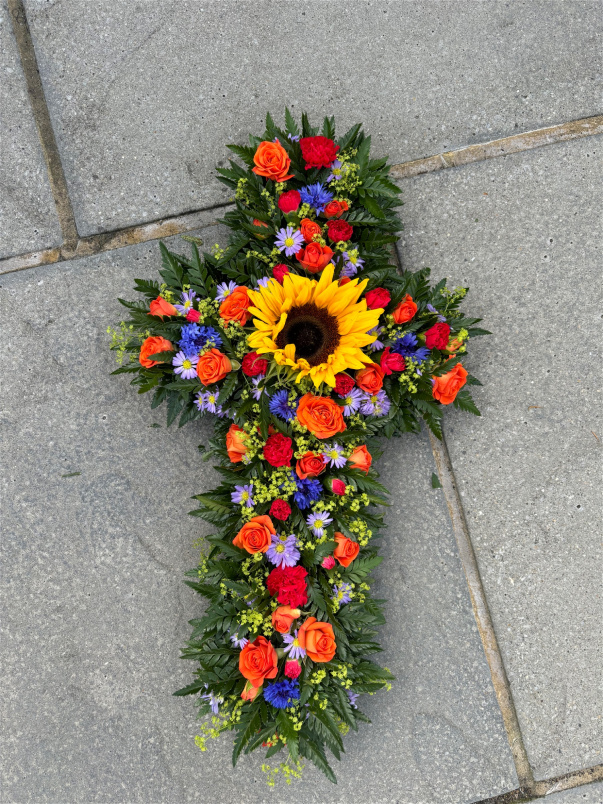 Tribute/Funeral flowers | Floral Cross Tribute