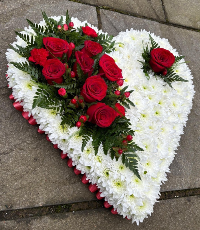 Tribute/Funeral flowers | Rose Tribute Heart