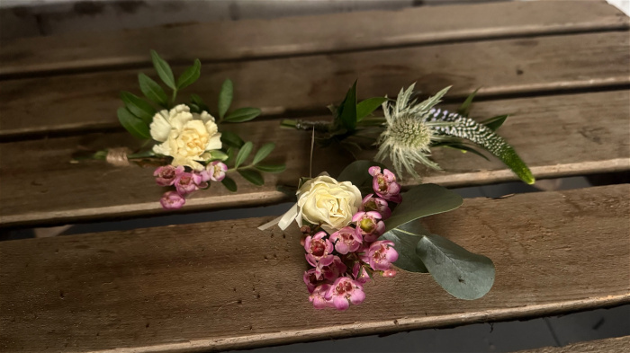 Iris & Bloom weddings | Iris & Bloom Buttonholes