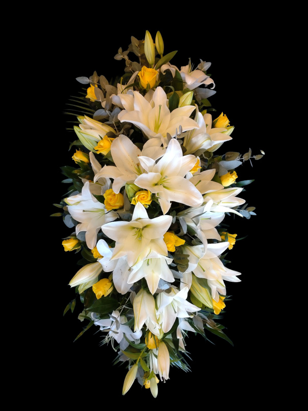 Funeral Tributes | Coffin Spray (Lily & Rose)