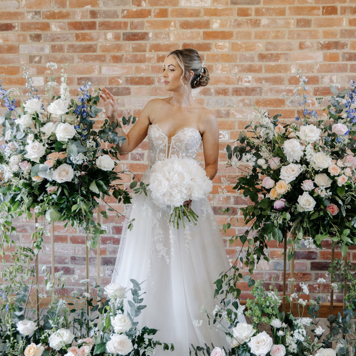 Hollington's Floral Design | Essex | Home