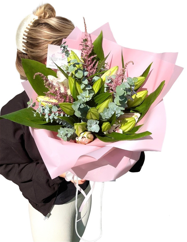 Luxury Bouquets | A Lily Dream