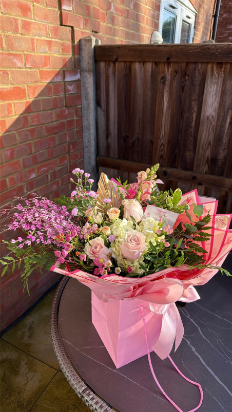 Mother’s Day Florals | Queen of Pinks