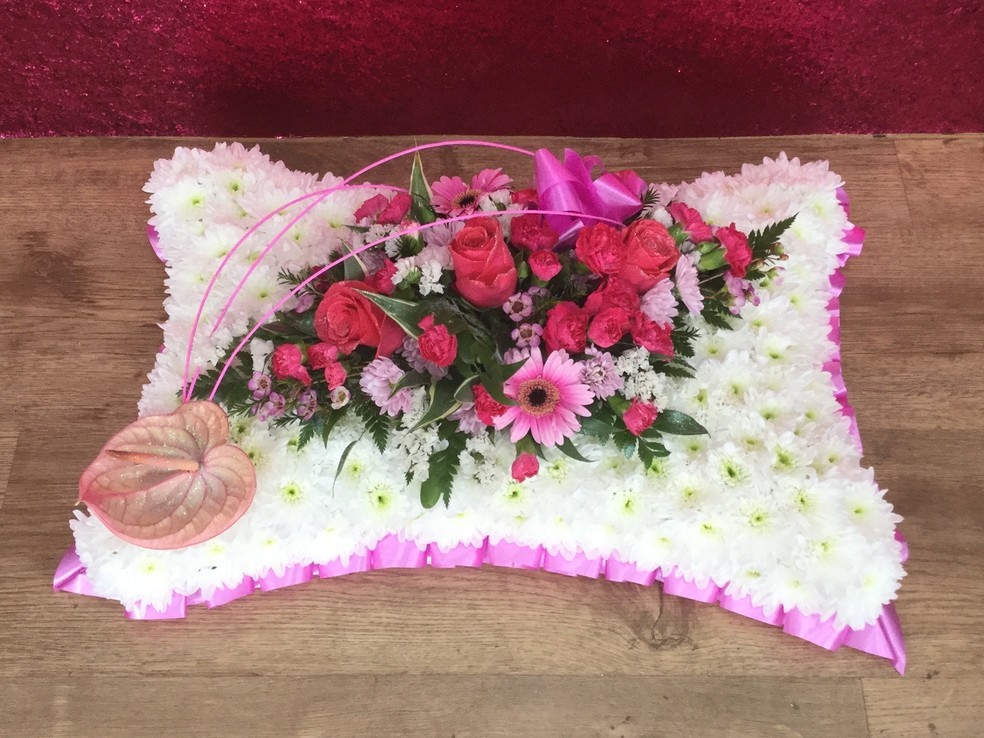 Pink Petal Floral Design Ltd | Fraserburgh | Funeral