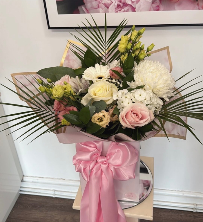 Bouquets | Bow Surpise