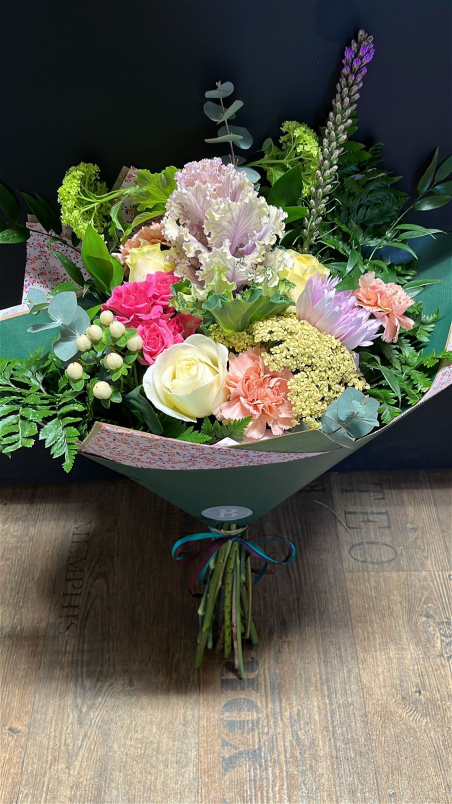 Mother's Day | Mother’s Day Hand-tied Bouquet