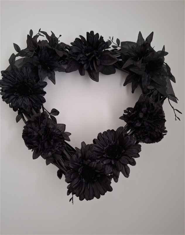 Artificial Flower Wreaths | Sympathy Flowers | Black Heart Wreath