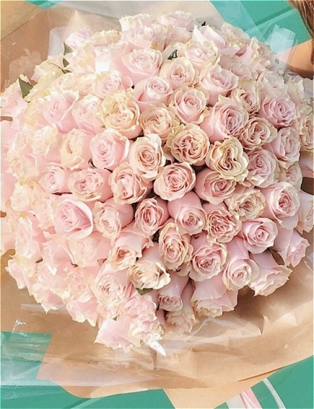 Bouquets | Blush Rose Bouquet