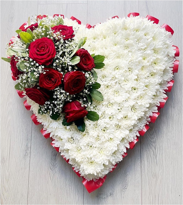 Hearts | View All Funeral Flowers | Massed Heart