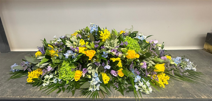 Sprays & Sheaves | View All Funeral Flowers | The Garden Spray